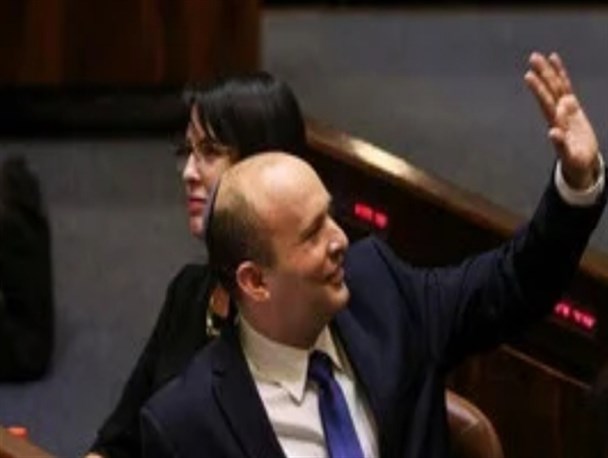 خواهش میکنم در کار ما دخالت کنید