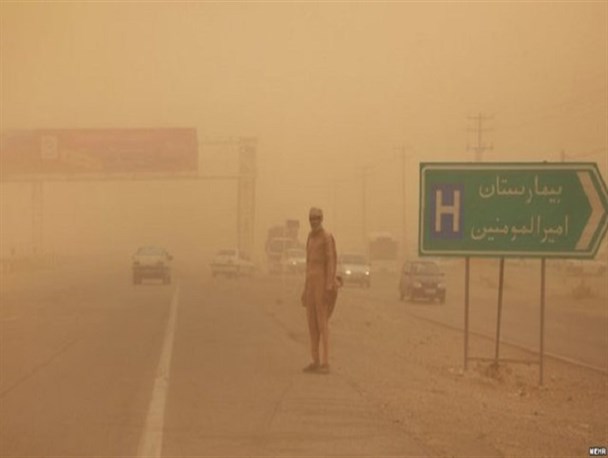 بختک بادهای ۱۲۰ روزه باز هم بر سینه سیستان نشست/ جولان ریزگردها؛ میراث بدعهدی افغانستان و رهاورد دیپلماسی ضعیف دولت روحانی