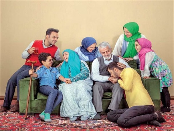 کاهش گفتمان در خانواده عامل افزایش طلاق های عاطفی است/ فضای مجازی منهای سواد رسانه یعنی فاجعه!