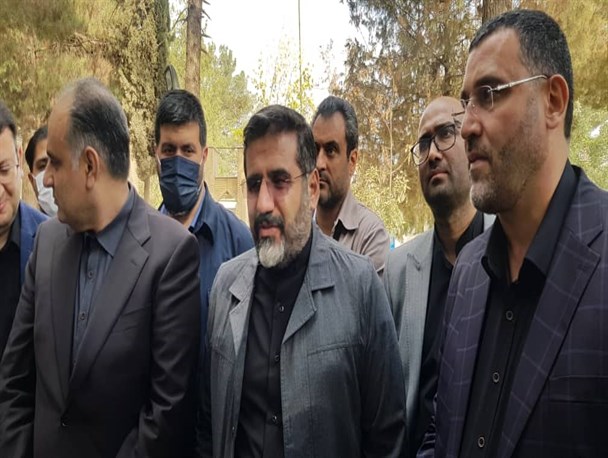 مرجعیت حکمرانی فرهنگ را دنبال می کنیم