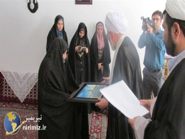دیدار مسئولان نیر با خانواده معظم شهدا +تصاویر