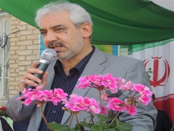 بیان آزادانه اندیشه ها و نظرات از خصوصیات مدرسه مطلوب است
