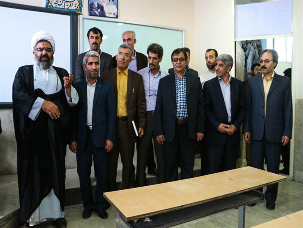یکی از رموز موفقیّت؛احترام به معلم است