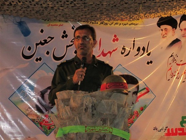 مشارکت همگانی مردم در جنگ از ارزش های دفاع مقدس بود