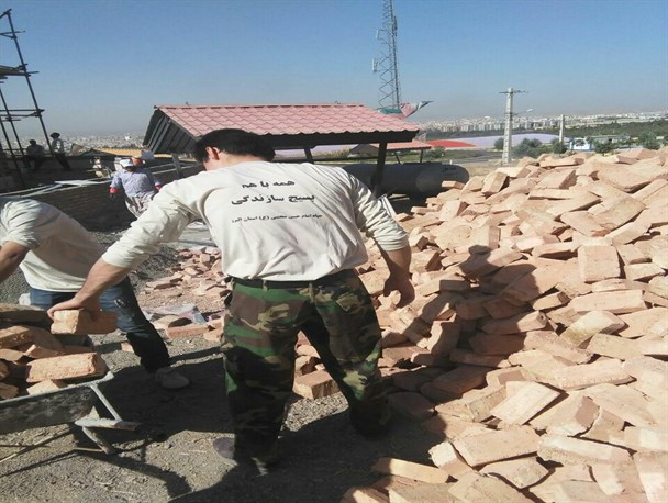 اردوی جهادی یک روزه یادمان شهدای گمنام پیام نور کرج برگزار شد