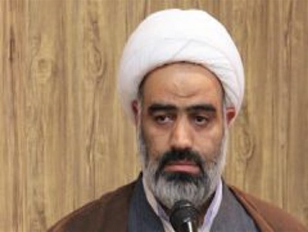 توجه به قرآن و سنت سیره سیدالشهدا است