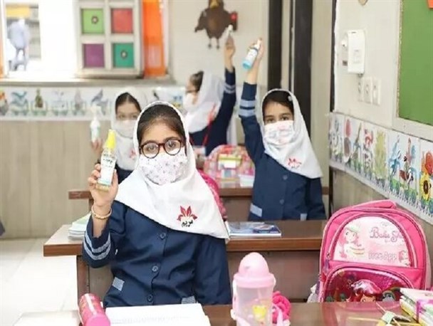 آموزش سال اولی‌ها به صورت حضوری است/ دبیرستانی‌ها تا پایان مهرماه مجازی آموزش می‌بینند