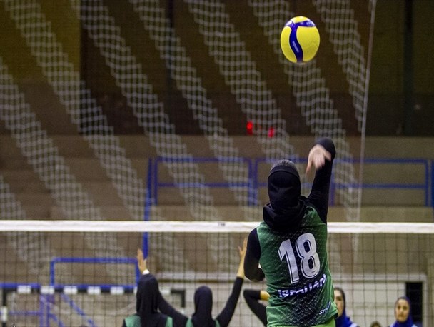 هاشمی: با 13 بازیکن به تایلند می‌رویم/ شناختی از حریفان نداریم