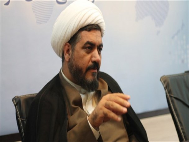 اجازه تعرض به حریم انقلاب را نمی‌‌دهیم/ نقش برخی سلبریتی‌ها و خواص در دمیدن آتش فتنه