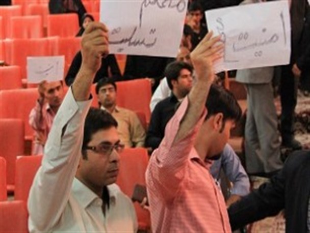 مدیرکل آموزش و پرورش خطاب به معلمان، اگر فکر می کنید امنیت ندارید فعلا سرکار نروید+تصاویر