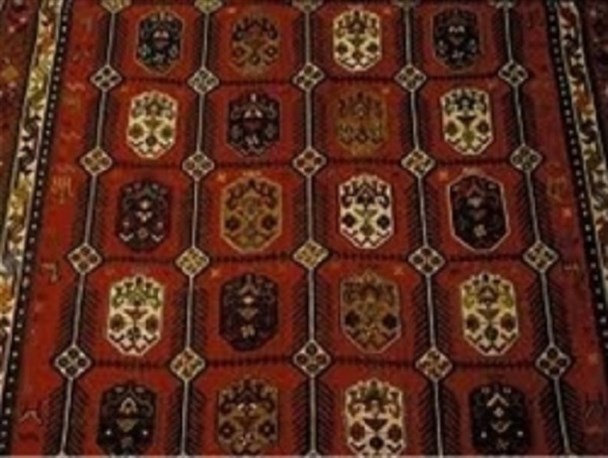گلیم موران نیازمند توجه به سلیقه مشتری و بازار/ اومستانی‌ها ماهانه 1000 مترمربع گلیم می‌بافند