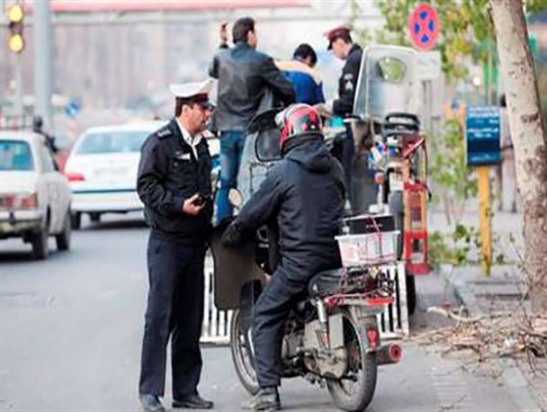 سرگردانی شهروندان کلیبری به علت نبود آزمون راهنمایی و رانندگی موتور سیکلت