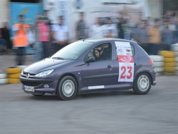 مراقب هزینه ها باشیم! هزینه هر کیلومتر رانندگی با 206