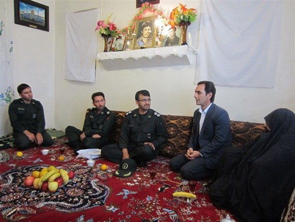 دیدار پاسداران با خانواده معظم شهدا در کوثر