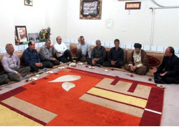 برپایی نمازجماعت و حضور جوانان لازمه تکمیل بزرگترین مسجد دزفول