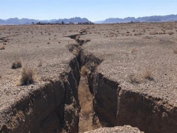 اجرای برنامه تاب‌آوری در برابر فرونشست شدید اصفهان!/ استاندار جدید برای خاموش کردن زنگ خطر فرونشست چاره‌اندیشی کند