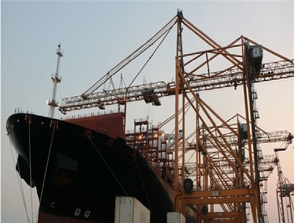 جهش چشمگیر ۷۴ درصدی تزانزیت محموله‌های کانتینری در بزرگترین بندر ایران/ ۲۵۳ هزار TEU کانتیتر از بندر شهید رجایی صادر شد