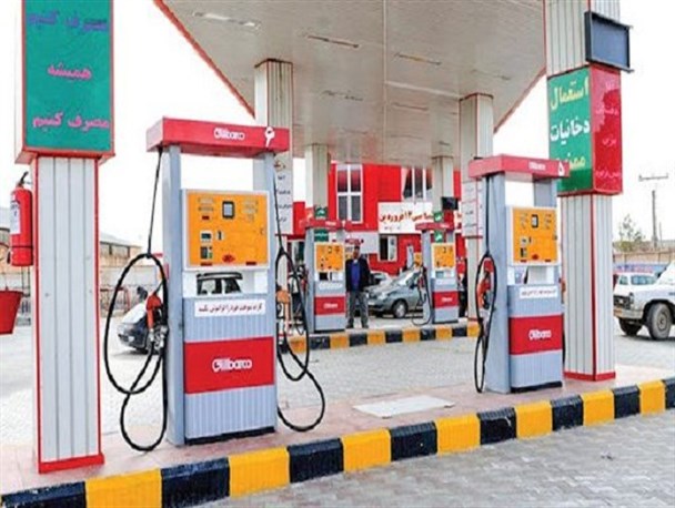 استقرار چندین اکیپ در جایگاه های سوختگیری لرستان/مشکل به زودی برطرف می شود