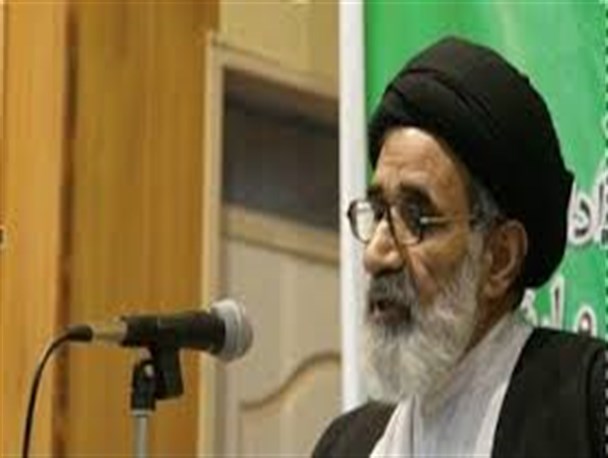همه ما بسیجی هستیم و  بسیج در همه صحنه‌ها آماده فداکاری برای ملت است