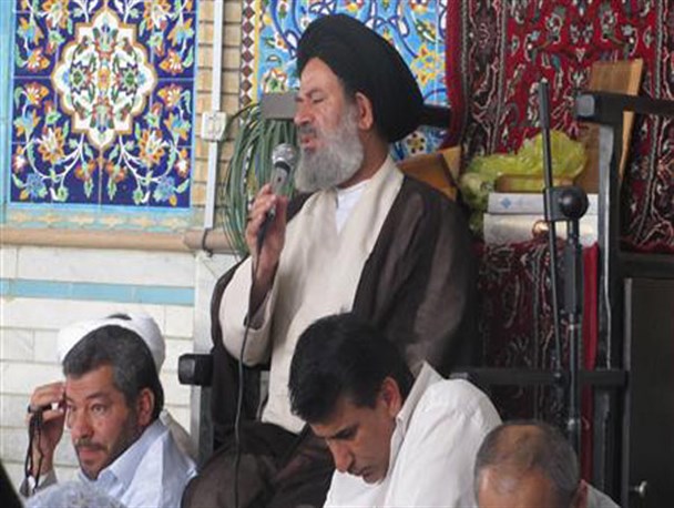 دیدار بسیجیان فیروزآباد با امام جمعه شهرستان