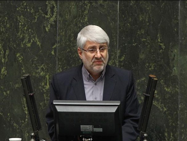 دولت به وعده‌های عمرانی خود عمل کند/ فراکسیون ضد رکود سیاسی نیست/ آقایان به جای وام مصرفی، تسهیلات تولیدی ارائه دهند