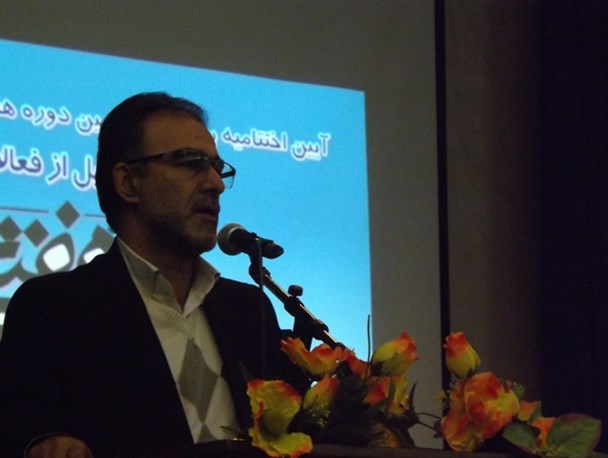 فرماندار ملکان از راه اندازی کتابخانه سیار در مناطق روستایی خبر داد
