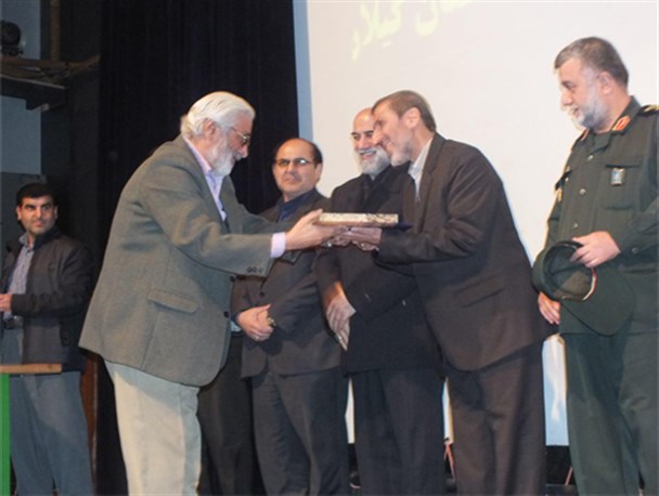 از هنرمندان بسیجی تجلیل بعمل آمد+ تصاویر