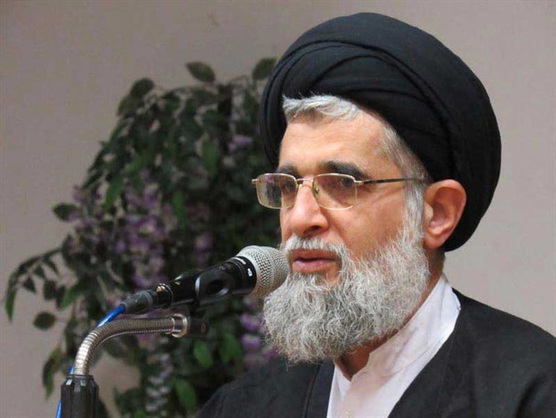ساده اندیشی مسوولان راه نفوذ دشمن/نسل جدید باید عمار گونه تربیت شود