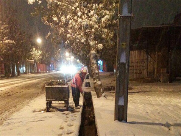 نارنجی پوشان بی ادعا