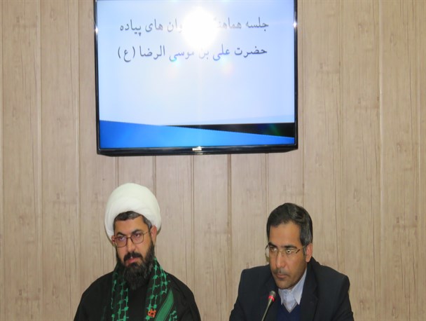 پیاده روی زائران امام هشتم نشانه زنده بودن جامعه است