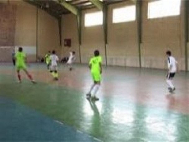 مسابقات فوتسال در گرمی برگزارشد