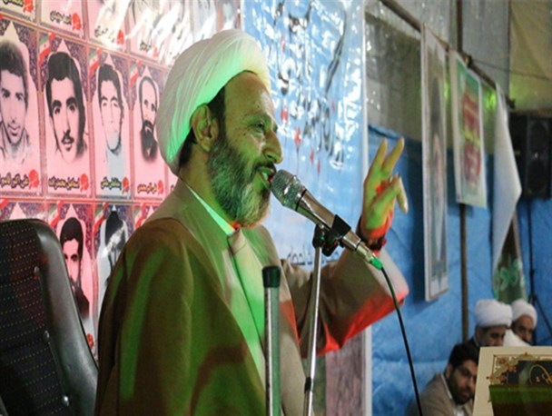 برگزاری یادواره‌ها شهدا به خاطر آن است که راه را گم نکنیم