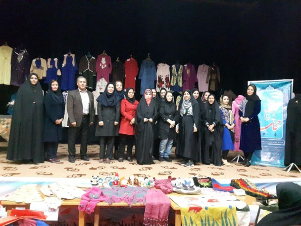 نمایشگاه عفاف و حجاب در محمد شهر برگزار شد+عکس