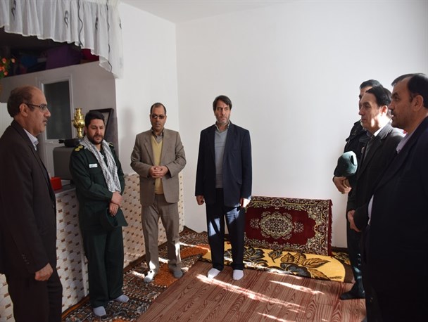بهره برداری از ۶ خانه محروم در شهرستان عجب شیر