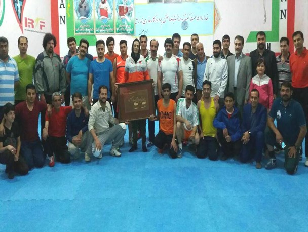 ورزشکاران سمیرم از قهرمان ووشوی جهان تقدیر کردند
