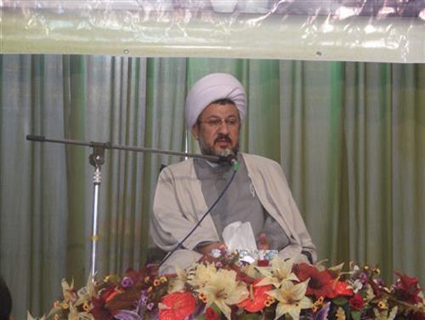 تبعیت از ولایت سرلوحه تمامی فعالیتی های انتخاباتی باشد