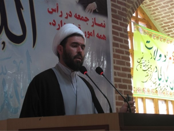 دی ماه نماد استقلال و بصیرت ملت ایران است
