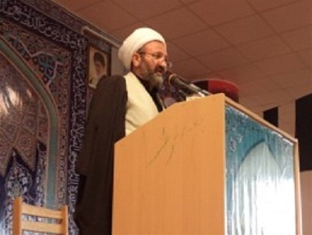 سنگرداران انقلاب اسلامی هوشیار باشند /حرکت خود جوش مردم در ۹دی سیلی محکمی بر دهان منحرف شدگان است
