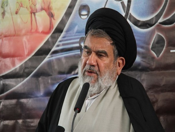 در فتنه 88 دشمنان داخلی و خارجی علیه ولایت و انقلاب به میدان آمدند/واردات کالاهای غیرضروری اقتصاد کشور را از بین می برد