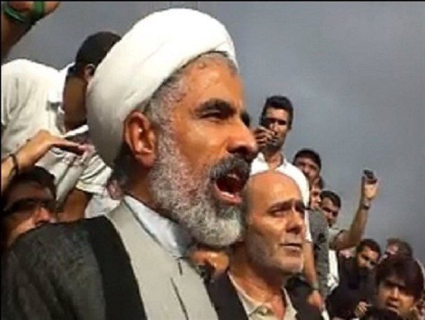 جناب انصاری شما از قانون اساسی دم می زنید که در فتنه ۸۸ آن را زیر پا گذاشتید
