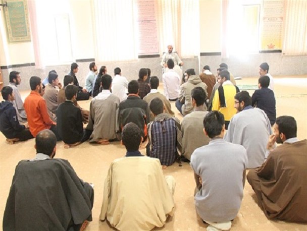 گزارش تصویری/ بازدید مدیر و معاونان حوزه علمیه استان بوشهر از مدرسه علمیه کنگان