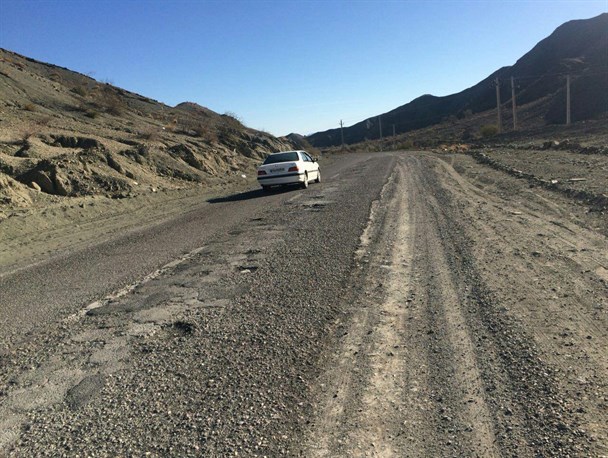 جاده های شرق هرمزگان کانون حوادث جبران‌ناپذیر/ نارضایتی مردم از اوضاع نامناسب جاده میناب-بشاگرد +تصاویر