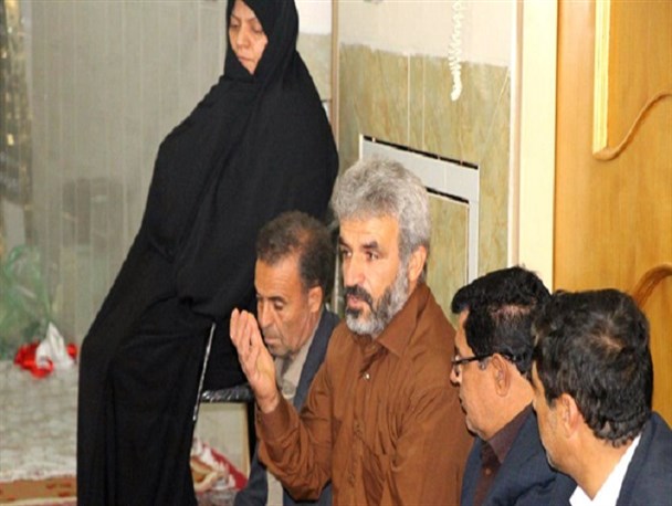 شهید محسن حججی کانون توجه همه جهان/ مسئولان باید برای خدمت به جامعه عملگرا باشند