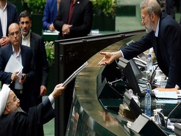 لایحه بودجه 99 بیش از «100000000000000 تومان» کسری دارد