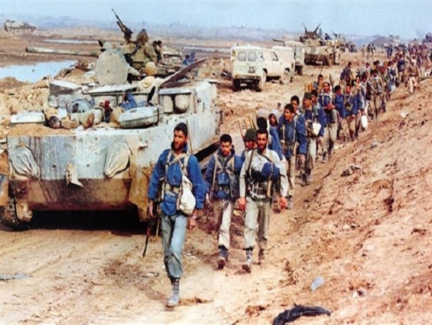 مرور کتاب‌های مربوط به عملیات کربلای ۴