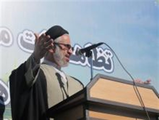 شش درصد جمعیت سوئیس را مسلمانان تشکیل میدهند/کمونیسم ها با سیاه نمایی در صدد به هم ریختن جوامع اسلام هستند