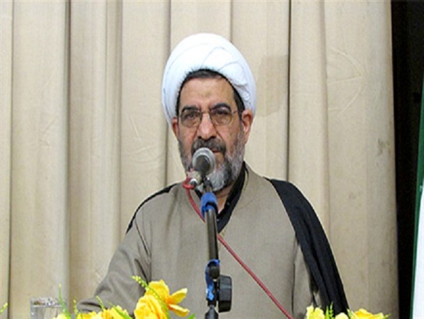 افراد رد صلاحیت شده یا عدم صلاحیت زمینه را برای دوره بعد حفظ کنند/ افراد نباید به خود اجازه دهند با صحبت‌های خود رهبری را تضعیف کنند