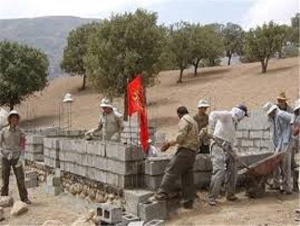 همت بسیج برای ریشه کن کردن بی سوادی/ ساخت مدرسه در روستاهای محروم جنوب شرق