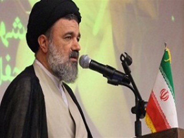 به فراموشی سپردن دشمنی آمریکا خیانت است