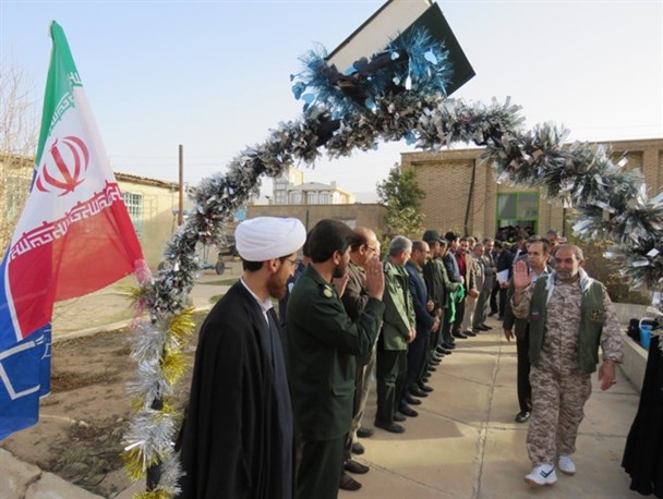 218 دانش آموز گیلانغرب به مناطق عملیاتی جنوب اعزام شدند+ تصاویر